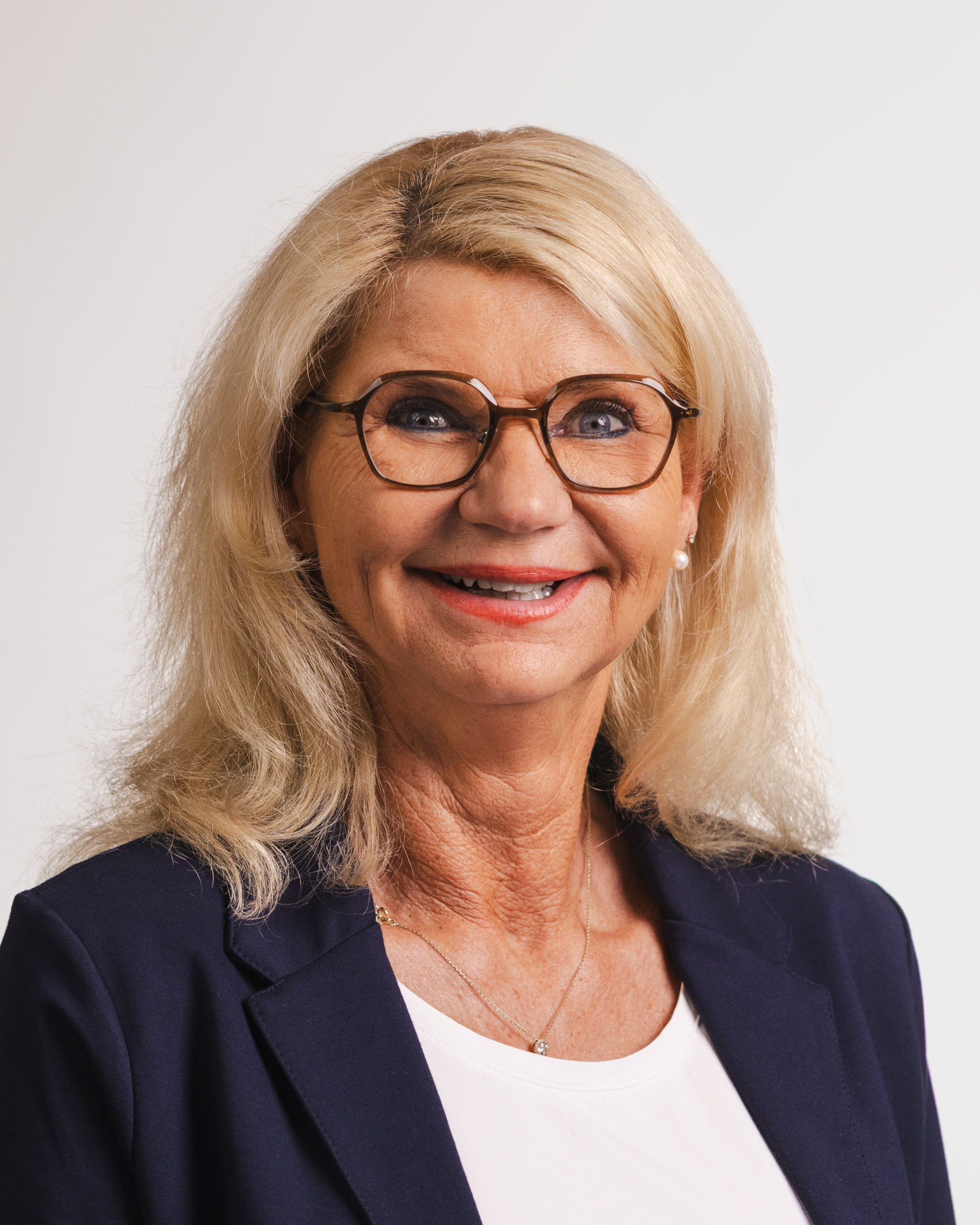 Susanne<br />van den Heuvel